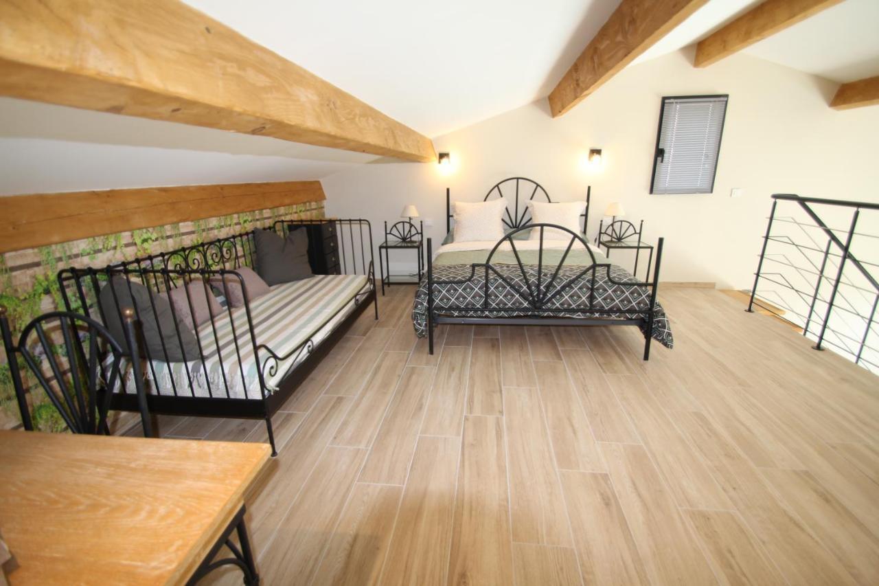 Loft Lou Pitchoun Villa Saint-Etienne-du-Gres Exterior photo